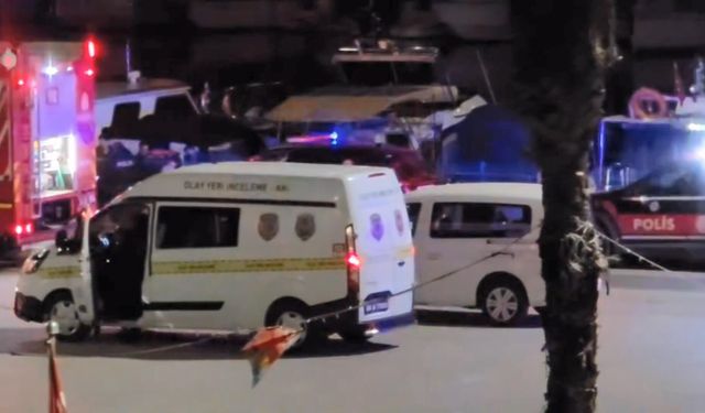 Bakırköy’de Yat Yangını: 1 Kişi Hayatını Kaybetti