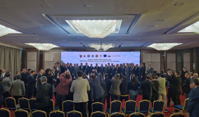 Cevdet Yılmaz: Terörün bittiği Türkiye’de en çok Doğu kazanacak