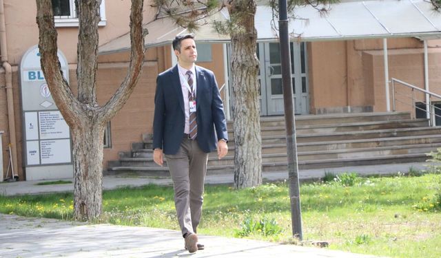 Dünyaya gözlerini bu hastanede açmıştı, başhekimi oldu!