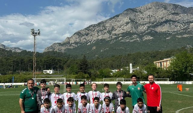 Karşıyaka Play-Off Rövanşına Hazırlanıyor: Hedef 2. Lig