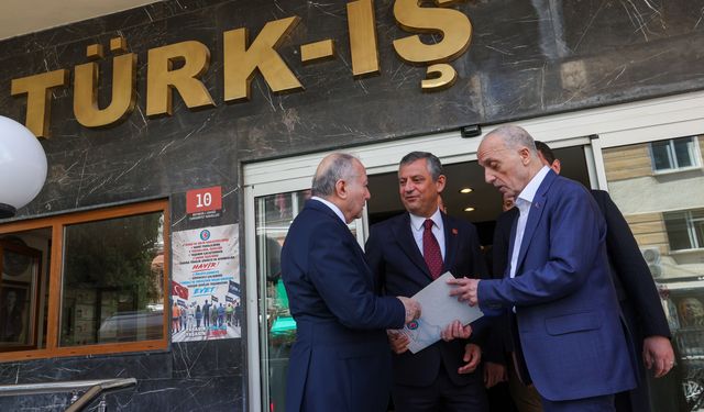 Özgür Özel, TÜRK-İŞ Genel Başkanını ziyaret etti!