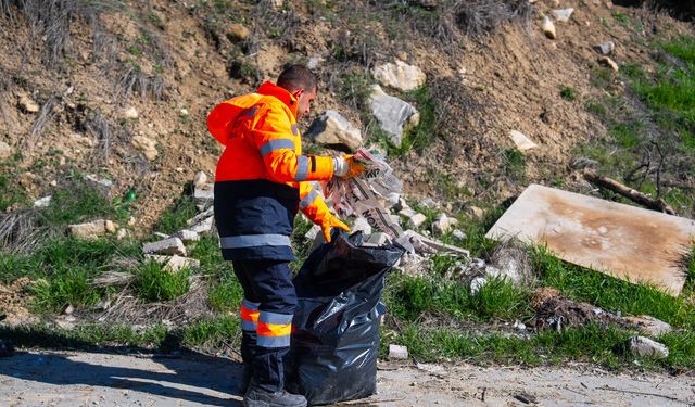 Gölbaşı’nda Temizlik Atağı: Taşpınar’da Sokaklar Baştan Sona Yıkandı