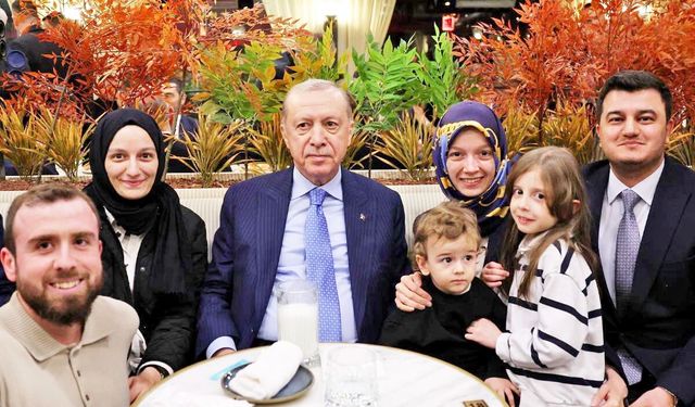Cumhurbaşkanı Erdoğan’dan Saraçoğlu Mahallesi'ne sürpriz bir ziyaret