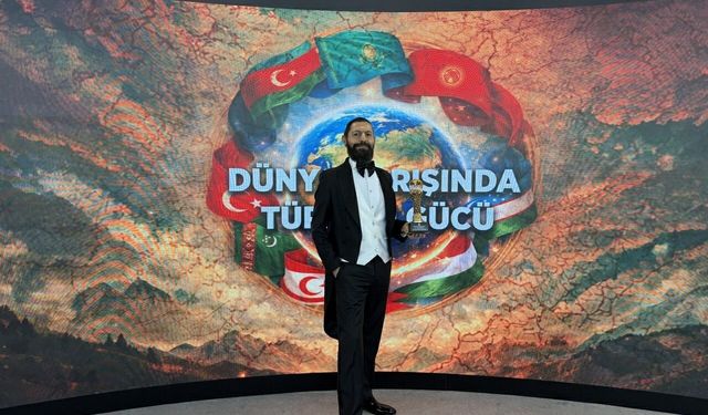 Akif Manaf’a “Türk Dünyası Barış Ödülü”