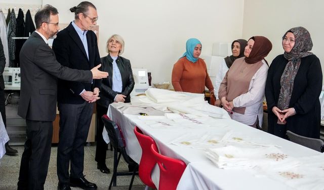 Erdal Beşikçioğlu'ndan Halk Eğitim Merkezi'ne Ziyaret!