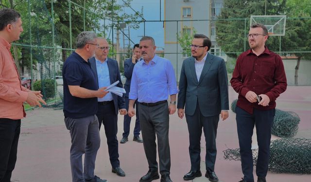 Sincan’da Parklarda Yenileme Seferberliği: 393 Park Baştan Sona Yenileniyor