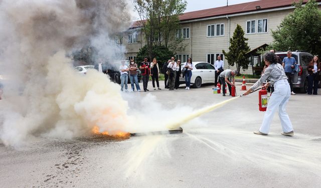 Çankaya Belediyesi Personeline Yangın Eğitimi ve Tatbikat