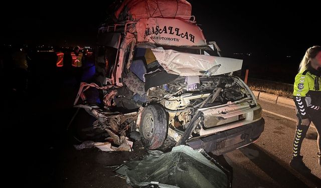 Aksaray’da Feci Kaza: 12 Yaralı