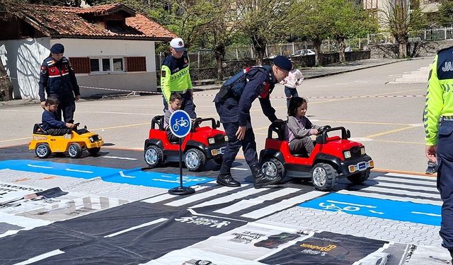 Beypazarı’nda Trafik Haftasında Anlamlı Eğitim