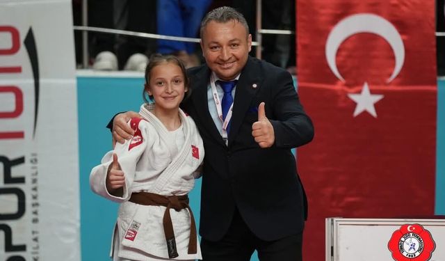 7 yaşında başladı, 1 ayda 5 altın madalya kazandı