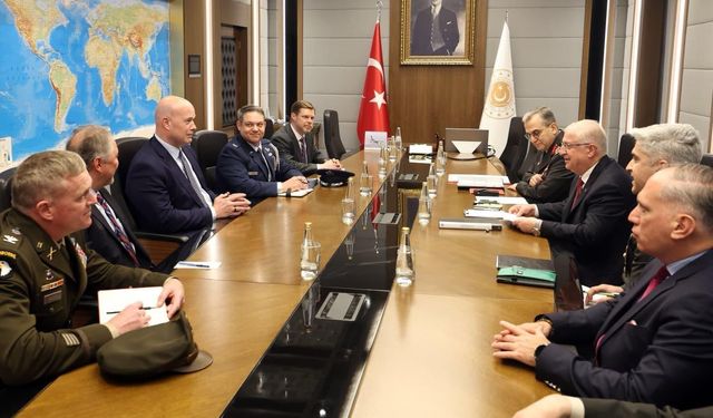 Bakan Güler’den NATO Temasları