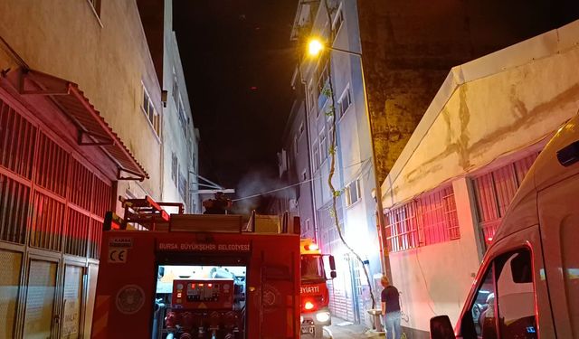 Bursa’da Tekstil Atölyesinde Yangın Paniği