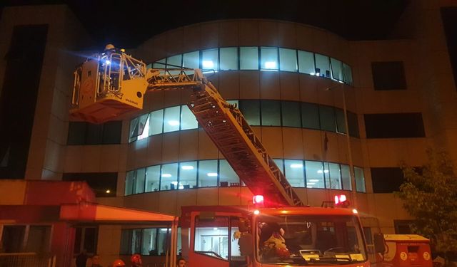 Düzce’de Huzurevinde Yangın: 53 Kişi Tahliye Edildi