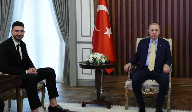 Erdoğan, milli basketbolcu Alperen Şengün’ü kabul etti