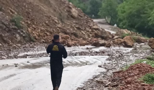 Hatay ve Osmaniye’de Sağanak ve Dolu Etkili Oldu: Caddeler Su Altında Kaldı
