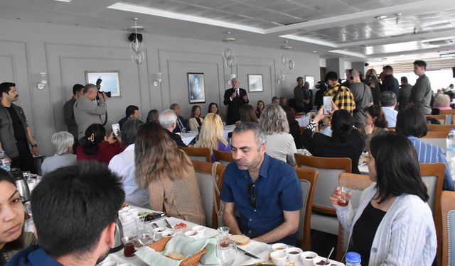 “Kadının Eli Değmezse Gelecek Kurtarılamaz”