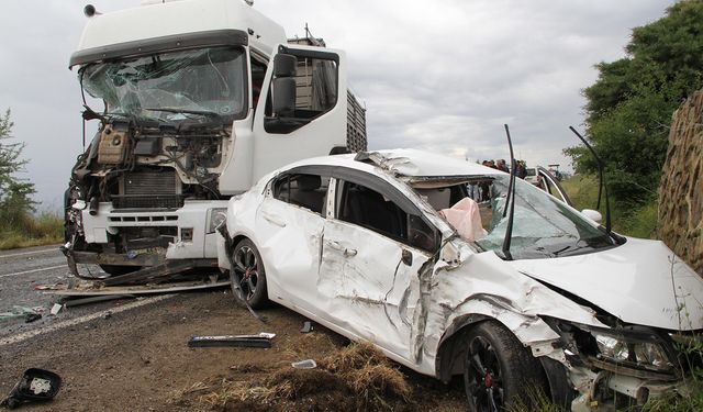 Manisa'da zincirleme kaza