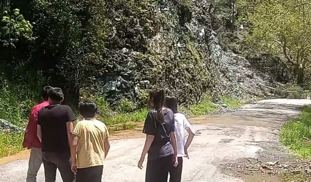 Osmaniye´de heyelan yayla yolunu kapattı