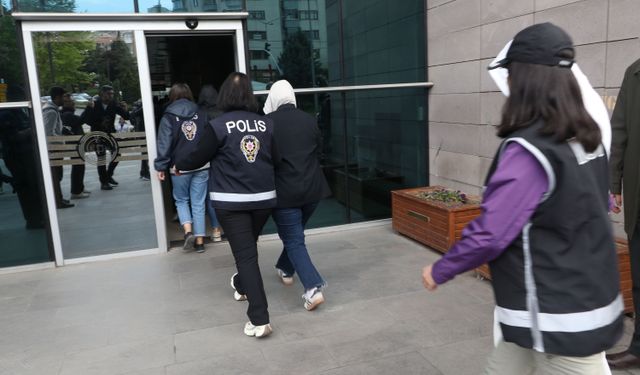 Tepebaşı Belediyesi'ne yolsuzluk operasyonu