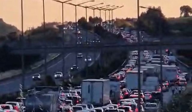 Tünelde 6 aracın karıştığı zincirleme kaza