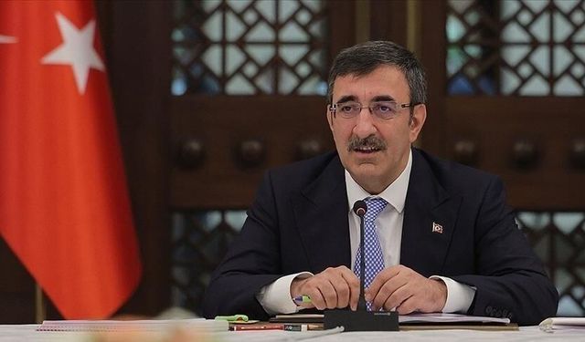 Girne açıklarında yolcu gemisi battı! Cevdet Yılmaz'dan açıklama