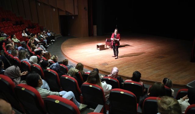 Yenimahalle’de Ailelere “Akran Zorbalığı” Semineri