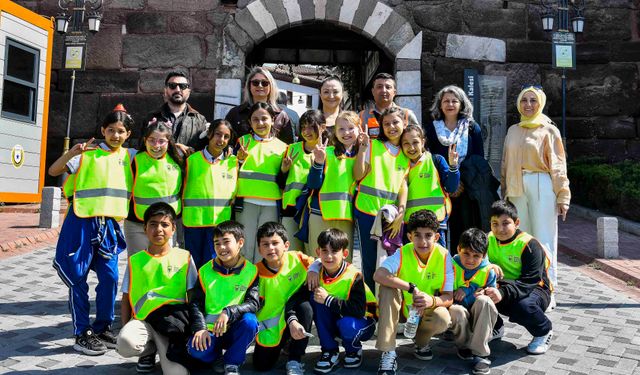 ABB’den Çocuklara Tarih Yolculuğu: “Kültür Elçileri” Yetişiyor