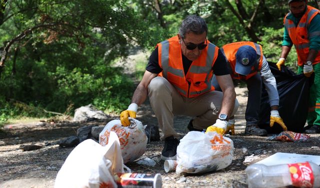 Mamak Belediyesi'nden Kıbrıs Kanyonu’nda Temizlik Çalışması