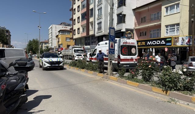 Devrilen motosikletin sürücüsü yaralandı