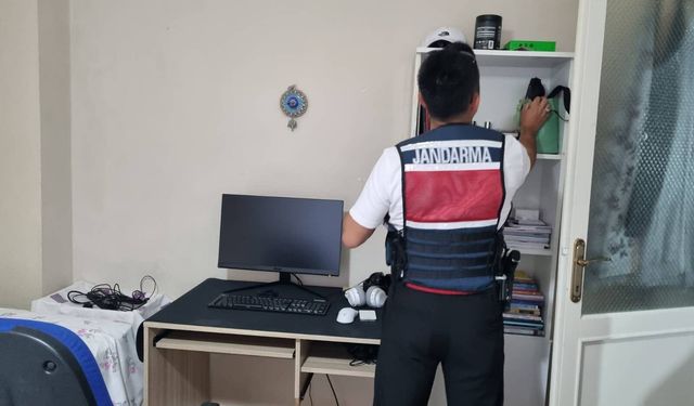 MİT'ten kredi kartı dolandırıcılarına operasyon