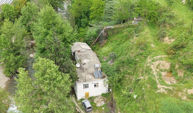 200 yıllık su değirmeni, Toroslar'dan gelen suyla dönüyor