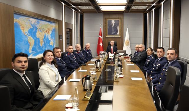 Bakan Güler, Kadıoğlu'nu kabul etti