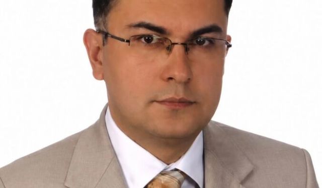 Cumhuriyet savcısı, duruşma salonunda hayatını kaybetti