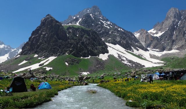 Hakkari'de 3 Bin Rakımda Tarihi Güreş Finali