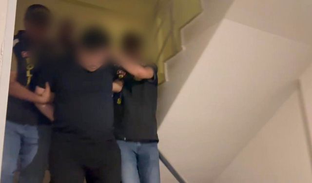 Kırmızı bültenle aranan suçlu yakalandı
