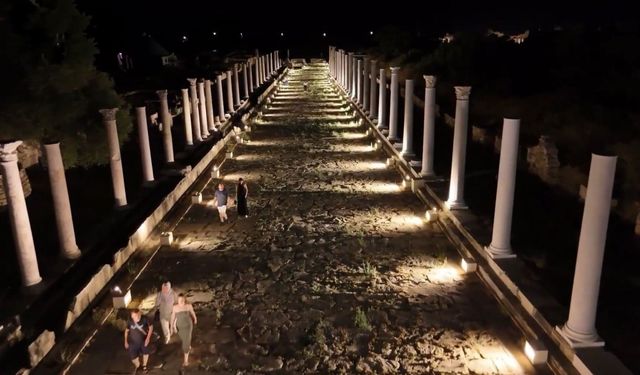 Müze ve ören yerleri gece ziyaretine açıldı