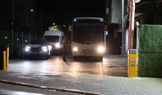 Seferihisar Belediyesi Soruşturmasında 20 Şüpheli Adliyeye Sevk Edildi