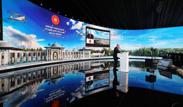 'Türkiye, Uluslararası Diplomasinin Merkezi Haline Geldi'