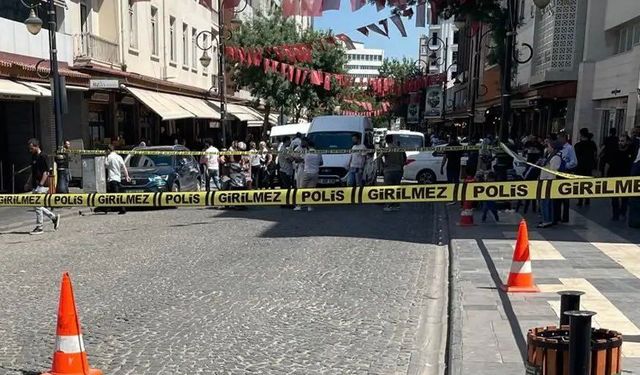 Koç Grubu’na Ait Yapı Kredi Şubesine Silahlı Saldırı