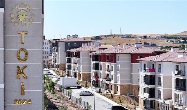 TOKİ Kurasız Konut Satışı Başladı: 64 İlde 20 Bin Ev İçin Başvuru Şartları ve Detaylar