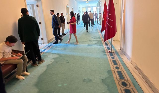 CHP'DE "UZLAŞI" ARAYIŞLARI HIZ KAZANDI