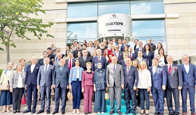 TÜSİAV’dan Gürsel Baran’a “Vefa Beratı ve STK Dostu Beratı”