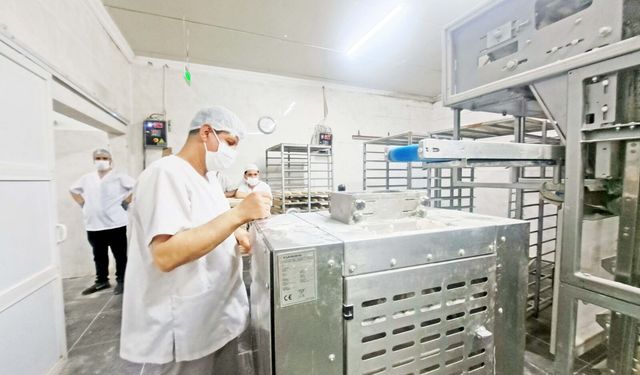 Türkiye'nin en ucuz ekmeğinin sırrını yerinde görüldü