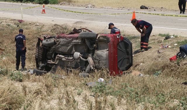 Çankırı'da feci kaza; 3 kişi öldü, 4 kişi yaralandı