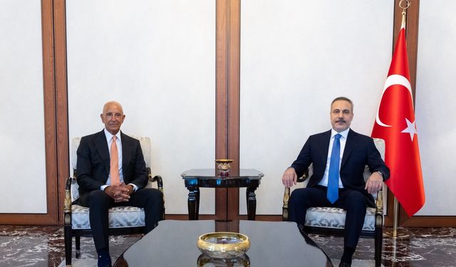 Bakan Fidan, ABD Büyükelçisi Barrack'ı kabul etti