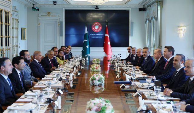 Bakan Kacır: Türkiye ile Pakistan ekonomik ortaklığını güçlendireceğiz