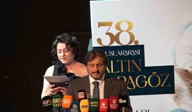 Bursa'da 38. Uluslararası Altın Karagöz Halk Dansları Yarışması başladı