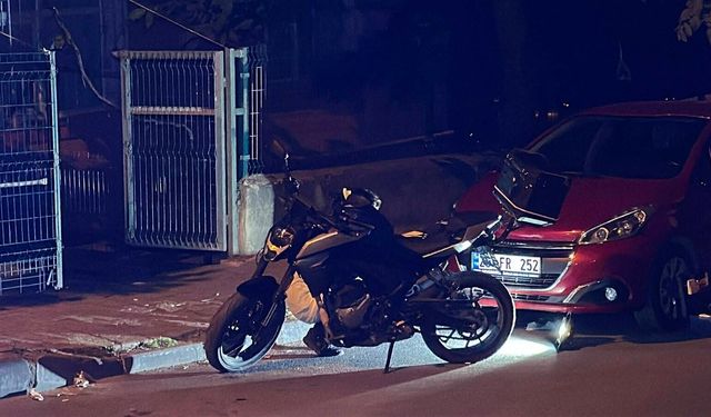 Çalıntı motosikletle geldiler, tartıştıkları kişiyi vurup kaçtılar