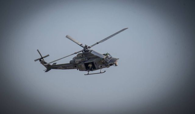 Çekya'da askeri helikopter düştü