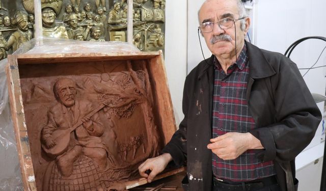 Emekli Öğretmen Sanatıyla Toplumsal Yaralara Ayna Tutuyor